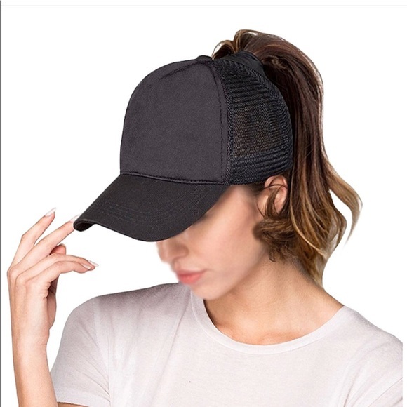 6 Ponytail Baseball Caps - Picture 2 of 8